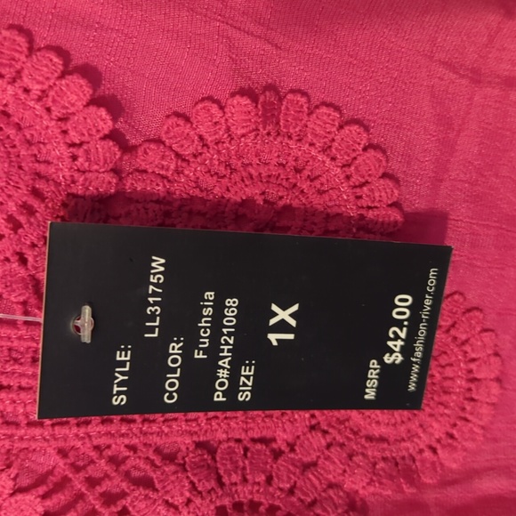 NWT ROBERT LOUIS * TUNIC - Picture 3 of 6